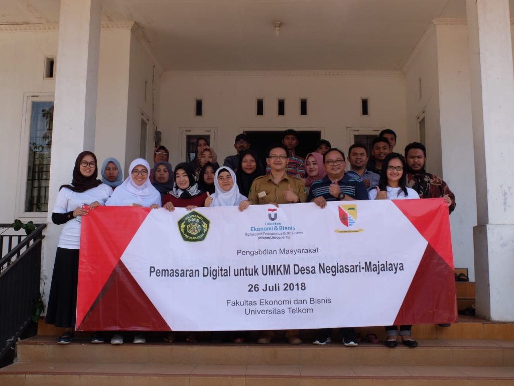 Pemasaran Digital untuk UMKM Desa Neglasari-Majalaya